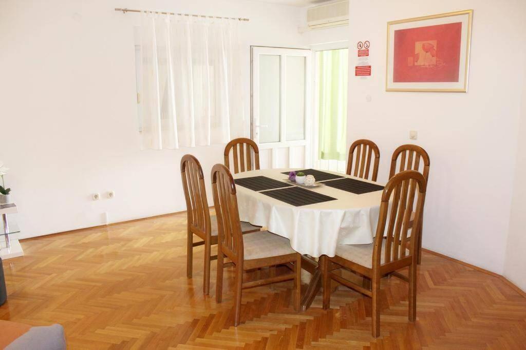 Apartment Matilda Makarska Exteriör bild